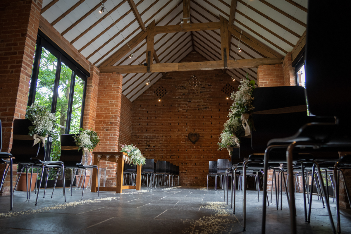 Redhouse Barn Wedding Photographer